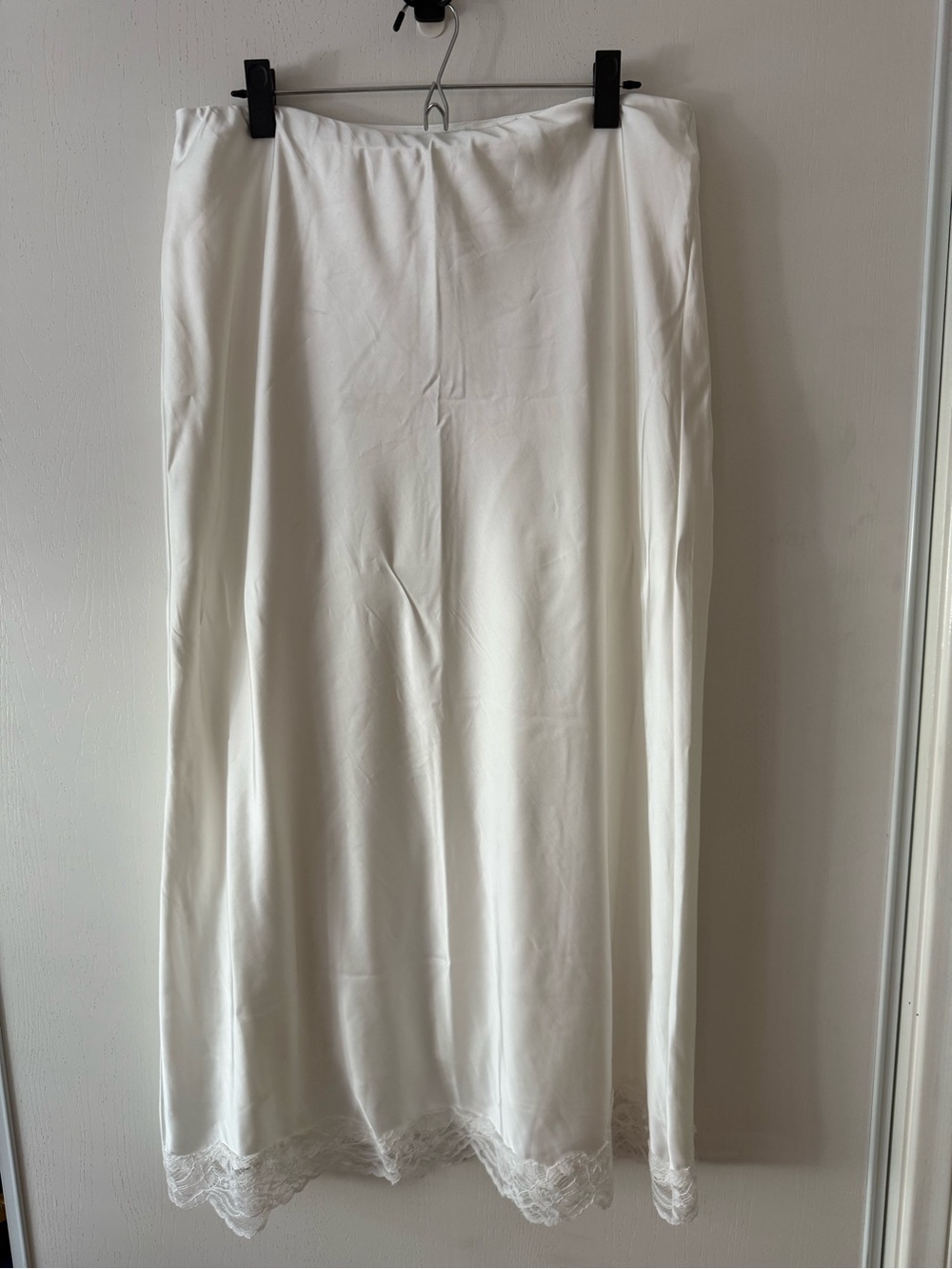 Abercrombie & Fitch White Lace-Trim Maxi Skirt